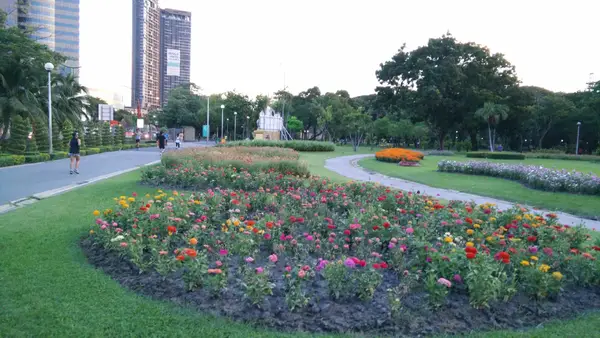Atmosphere at Chatuchak Park Bangkok — travel photo