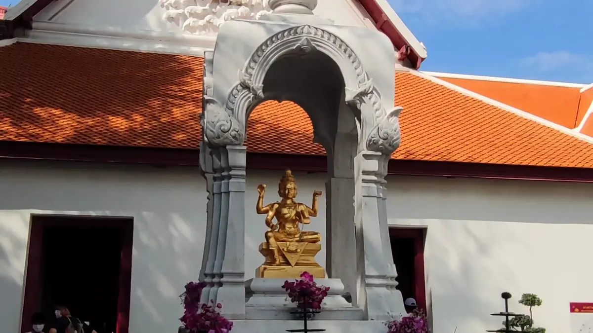 Interior at Thewasathan Samrup Pranakorn ( Bot Phram ) Bangkok — travel photo