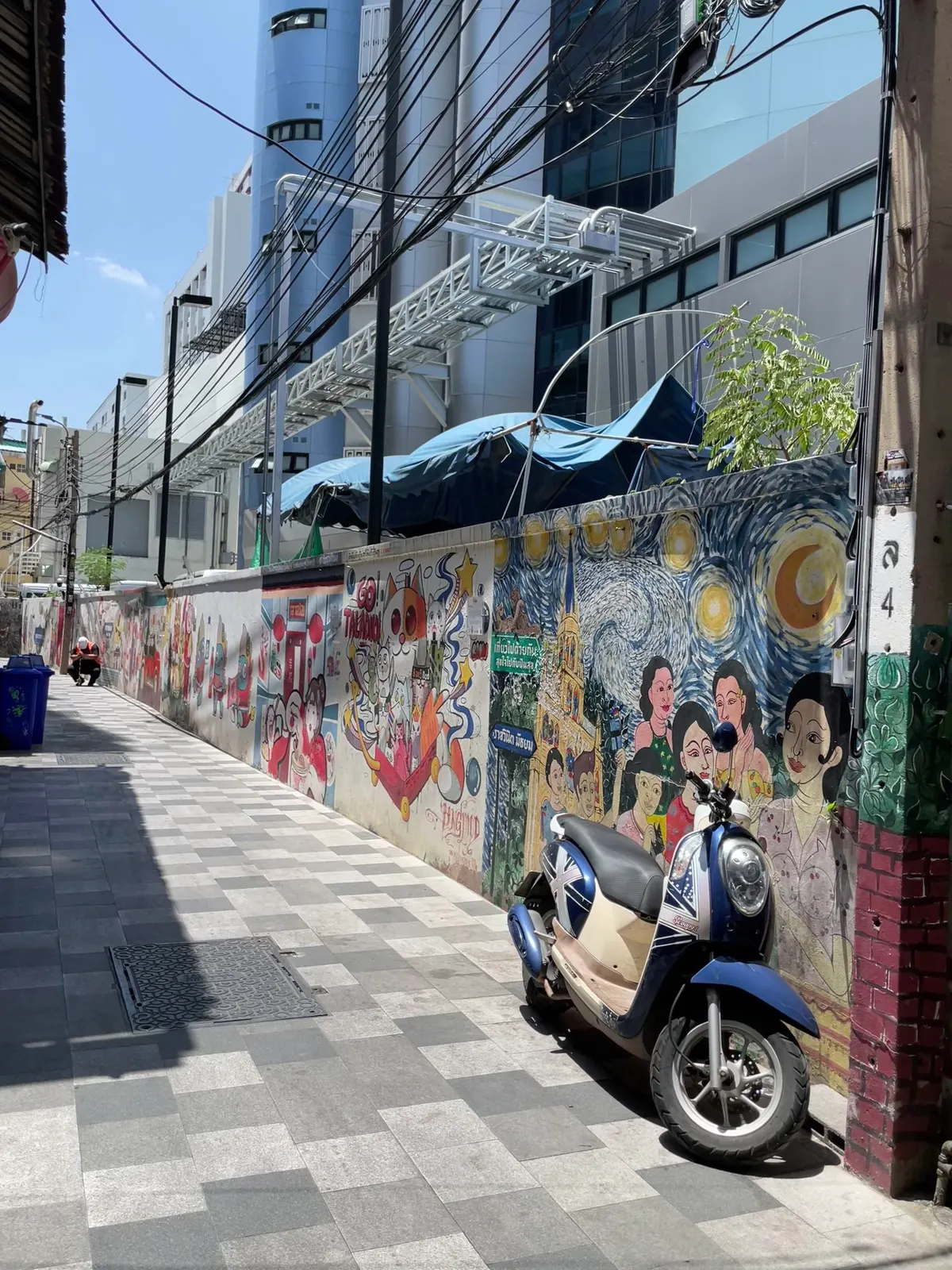 Song Wat Street Art