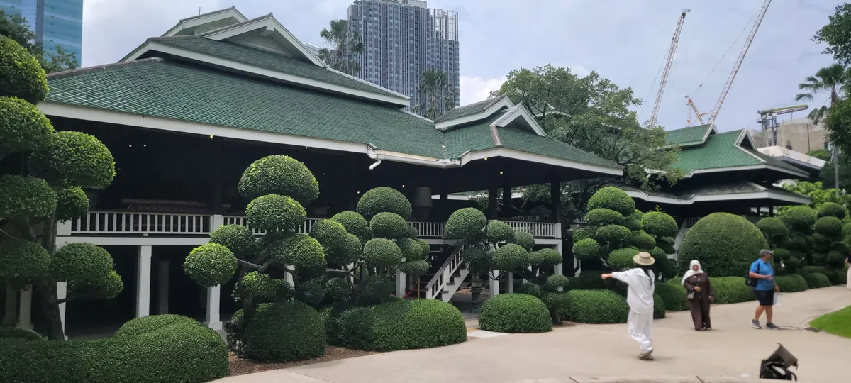 Main view at Nai Lert Park Heritage Home Bangkok — travel photo