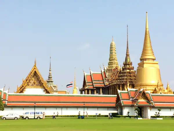 Atmosphere at Queen Sirikit Museum of Textiles Bangkok — travel photo
