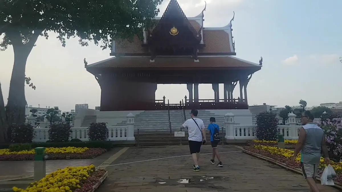 Details at Phra Sumen Fort Bangkok — travel photo
