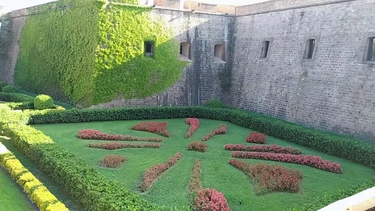 Details at Montjuïc Castle Barcelona — travel photo