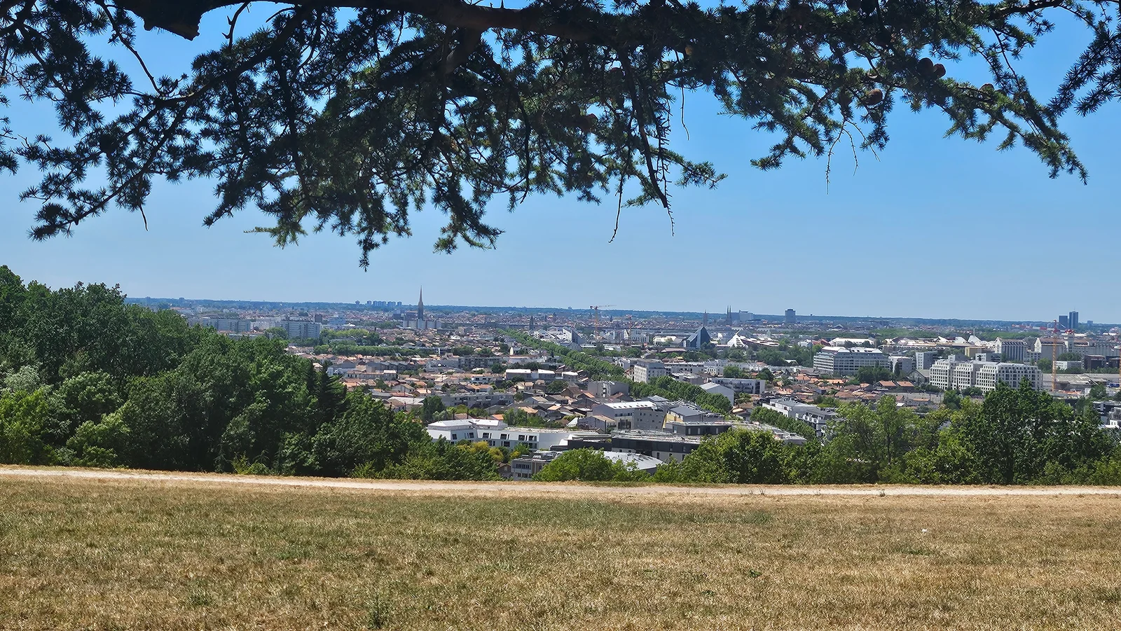 Kids activities at Parc Palmer Bordeaux — family travel photo