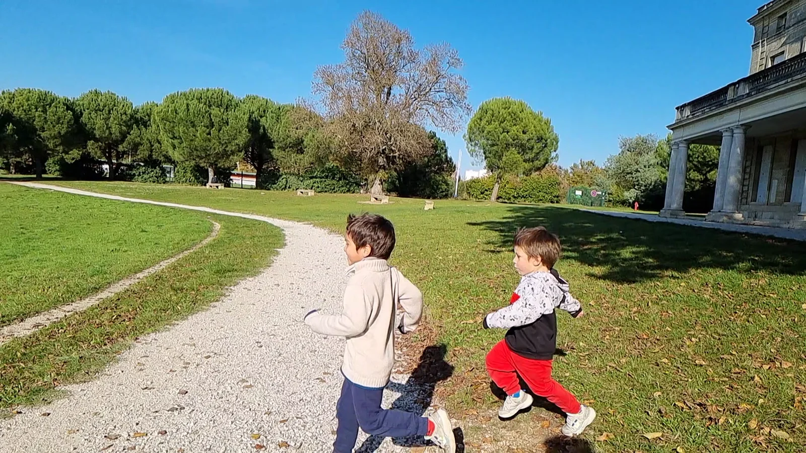 Family areas at Parc Palmer Bordeaux — family travel photo