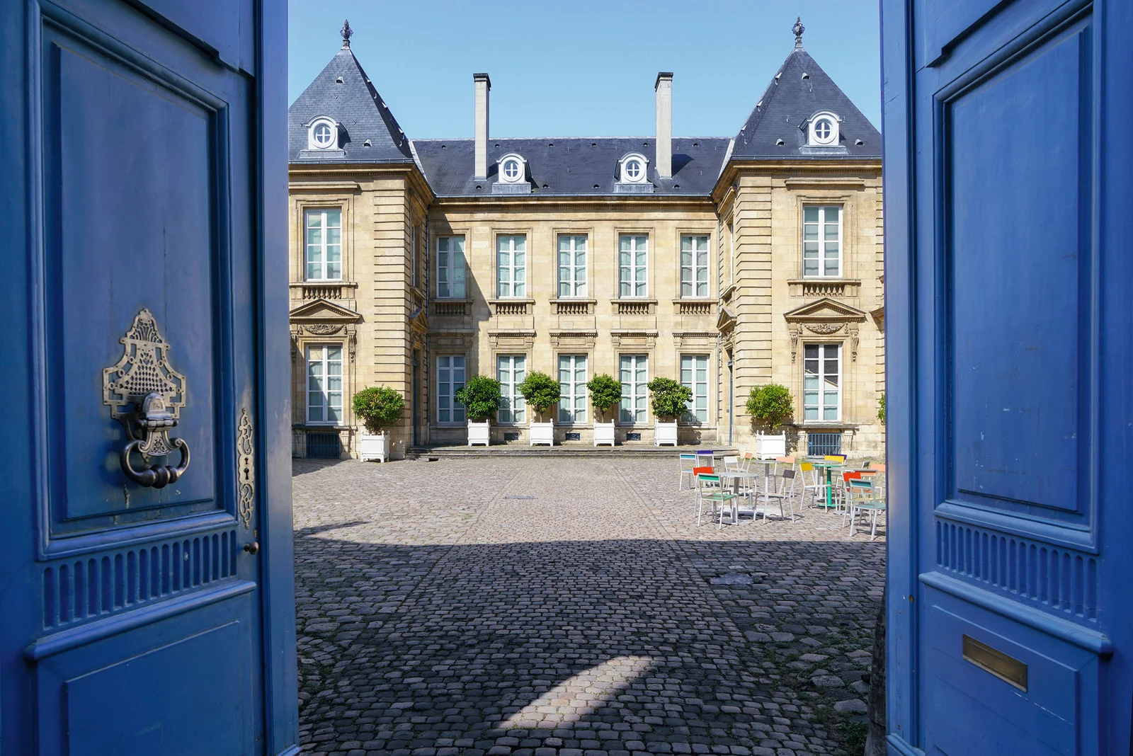 Outdoor views at Musée des Arts décoratifs et du Design Bordeaux — family travel photo