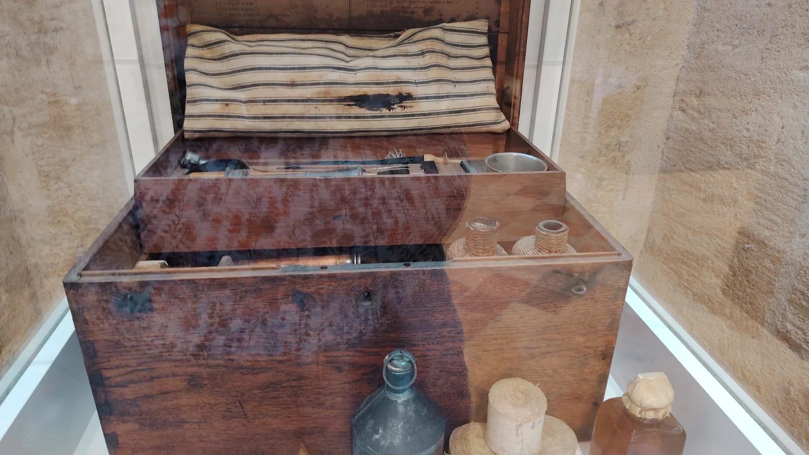 Kids activities at Musée National des Douanes Bordeaux — family travel photo