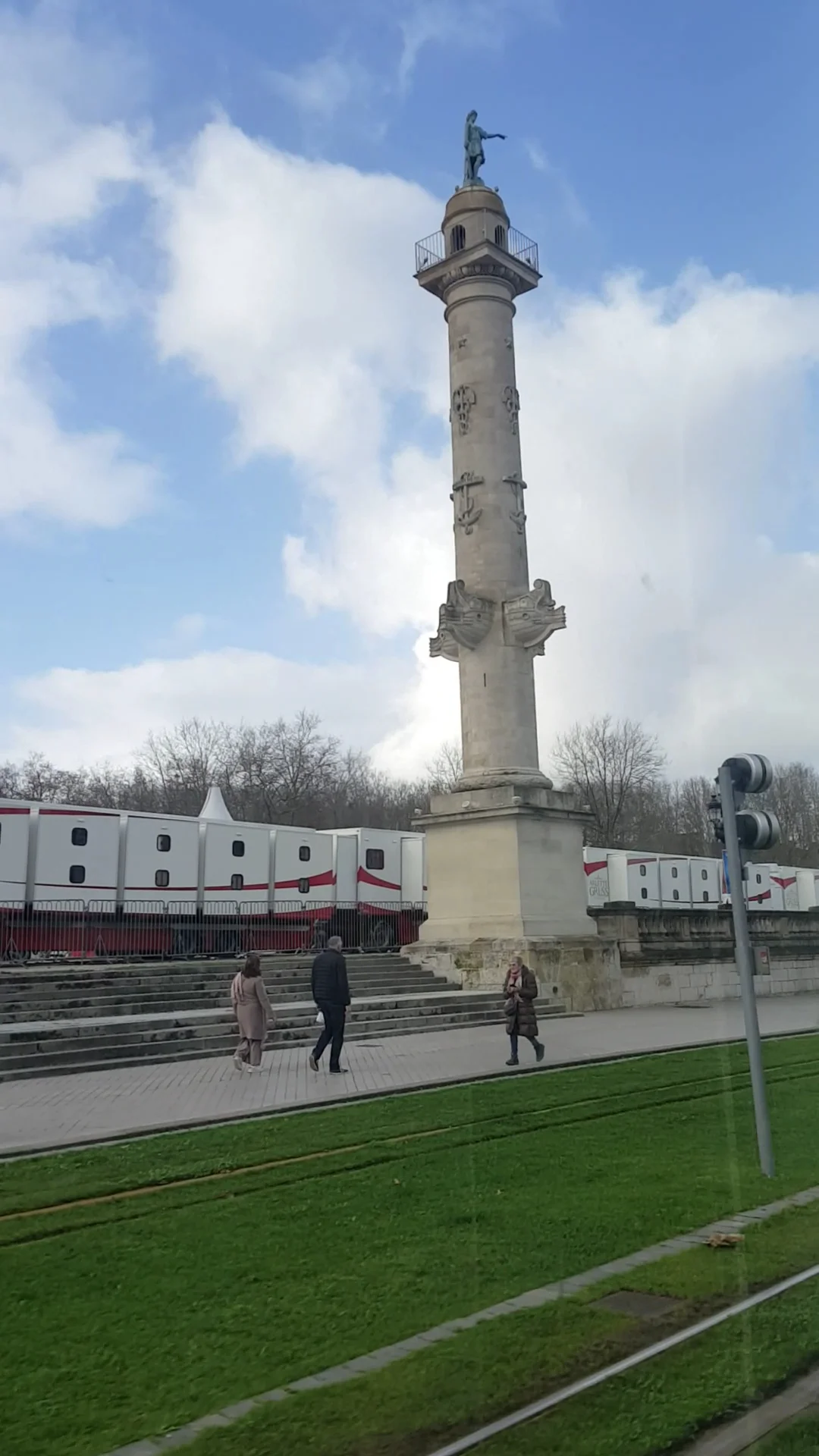 Kids activities at Les Platanes des Quais Bordeaux — family travel photo