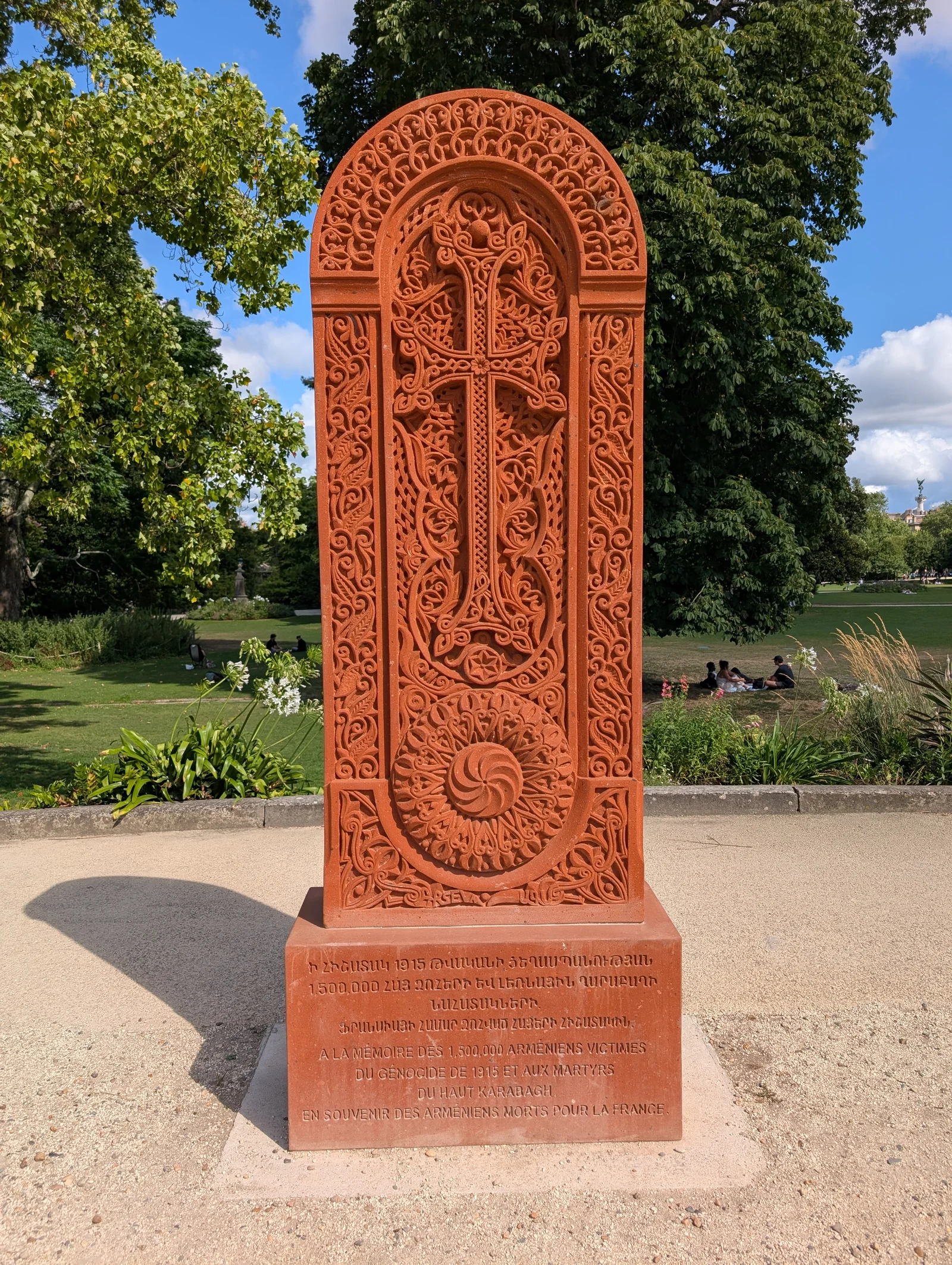 Interactive zones at Jardin public Bordeaux — family travel photo