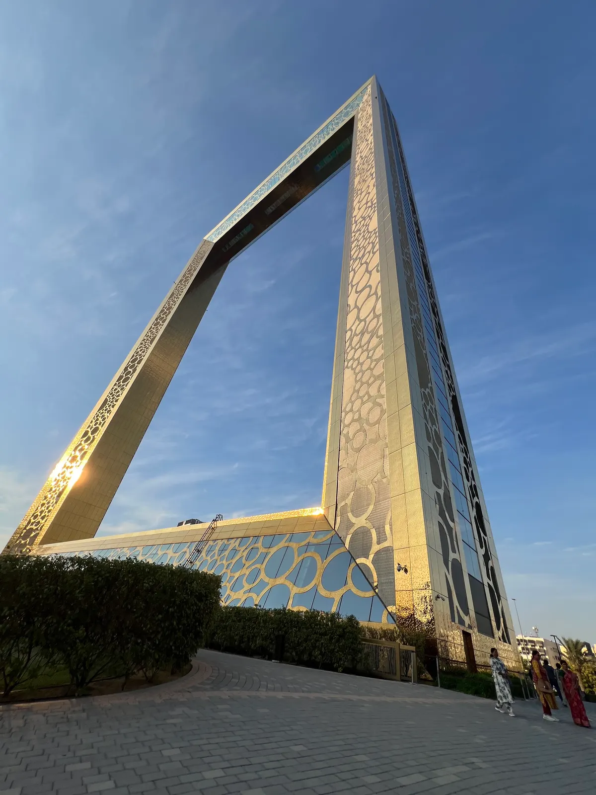 Atmosphere at Dubai Frame Dubai — travel photo