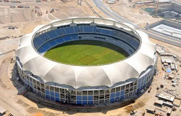 Details at Dubai Sports City Dubai — travel photo