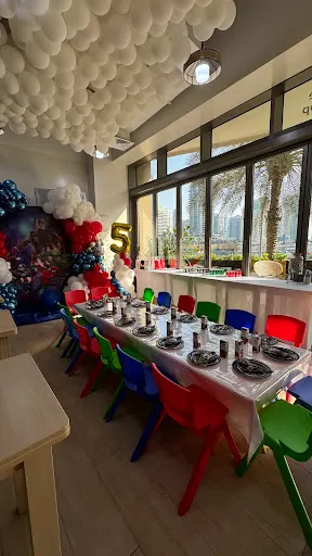 Atmosphere at Kids Hub Entertainment Dubai — travel photo