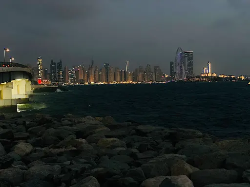 Details at JBR View Point Dubai — travel photo