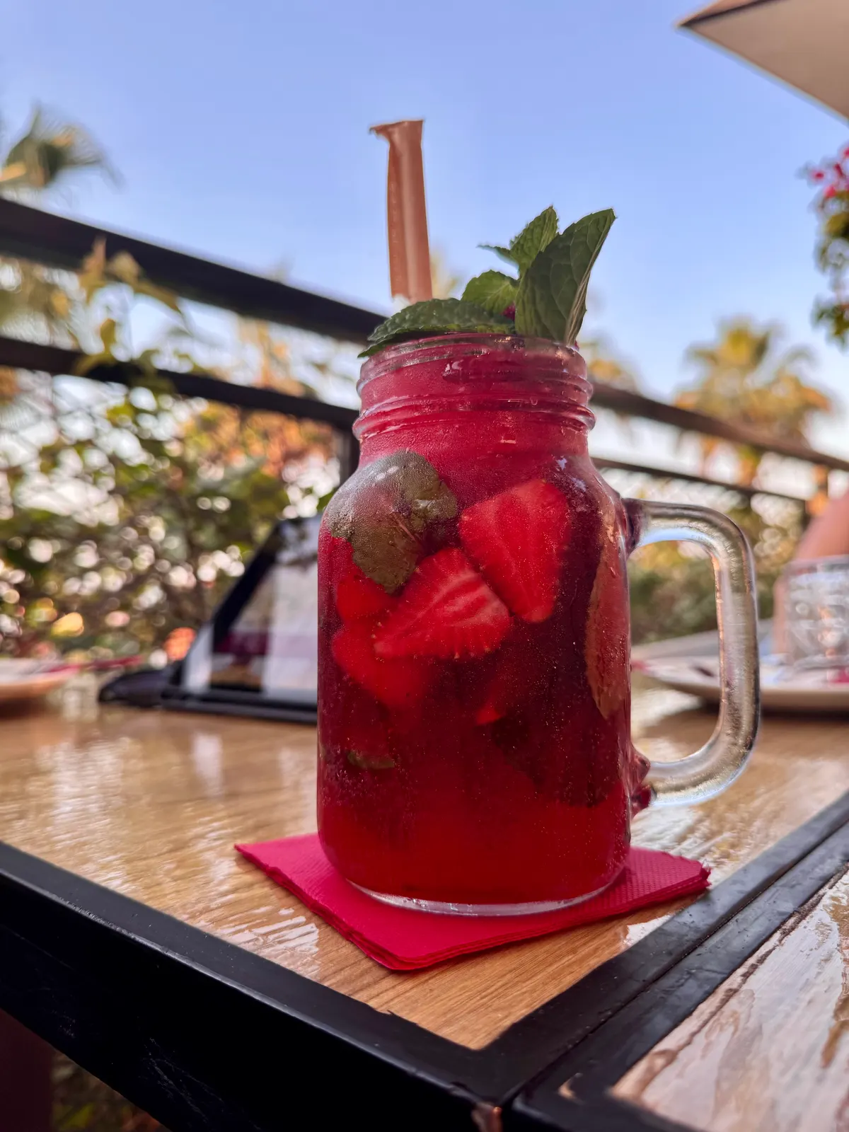 Atmosphere at Hurricane's Grill & Bar The Beach Dubai — travel photo