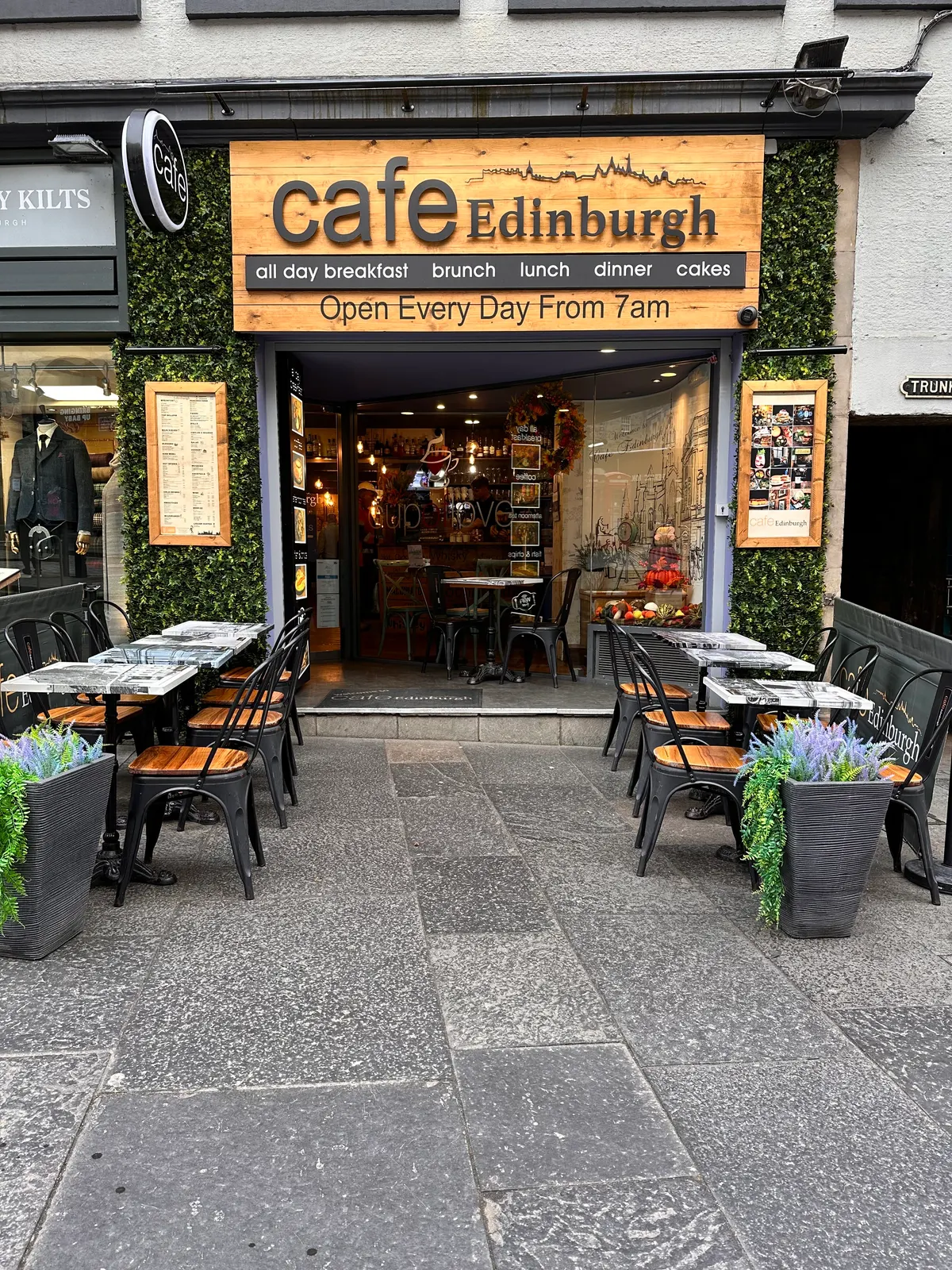 Café St. Honore