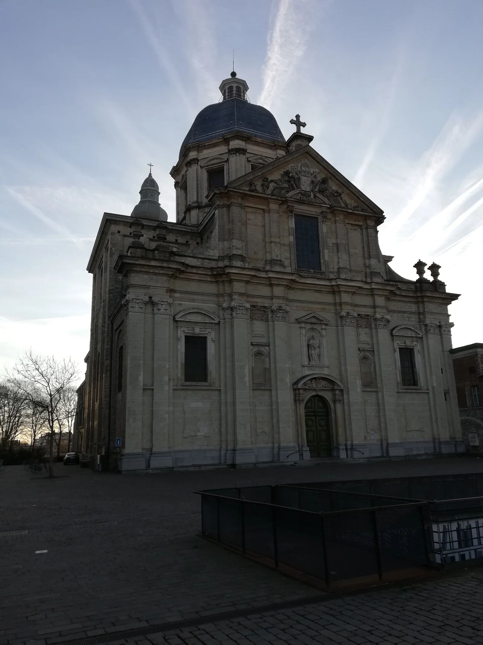 Parking St. Peter's Square (P10)
