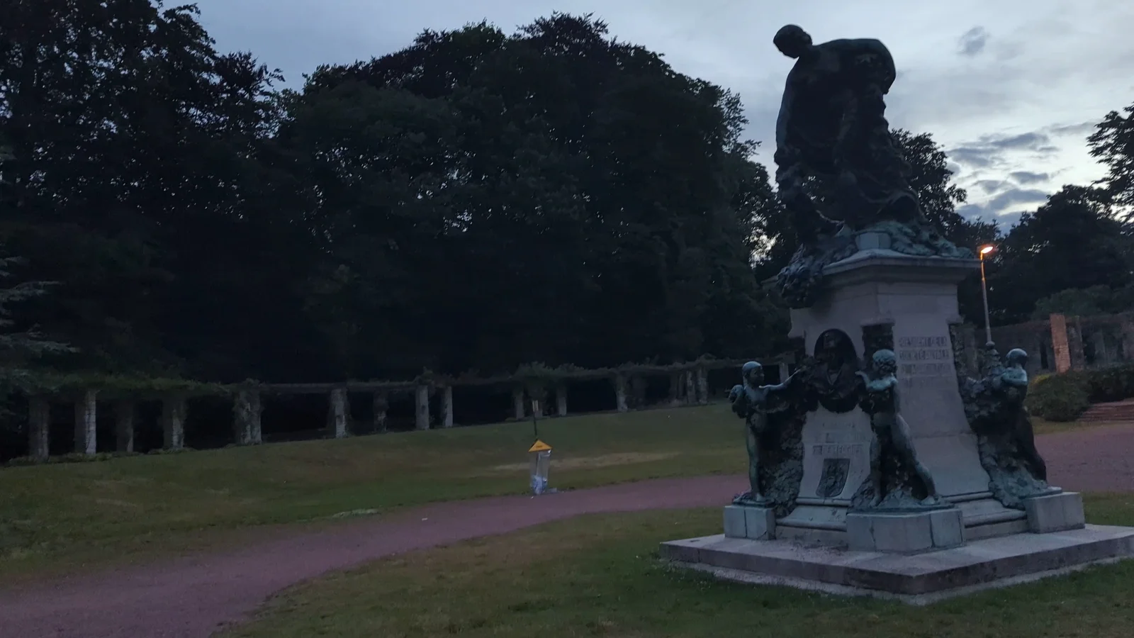 Interactive zones at Citadelpark Ghent — family travel photo