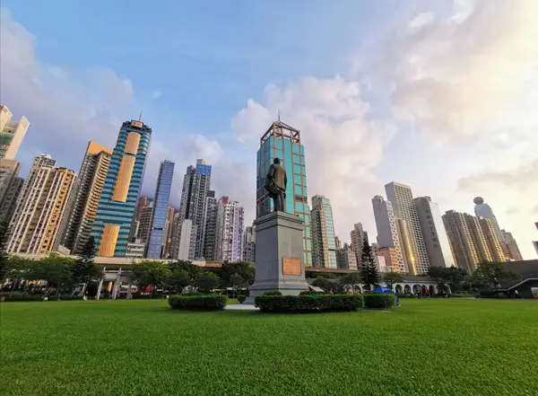 Around the area at Sun Yat Sen Memorial Park Hong Kong — travel photo