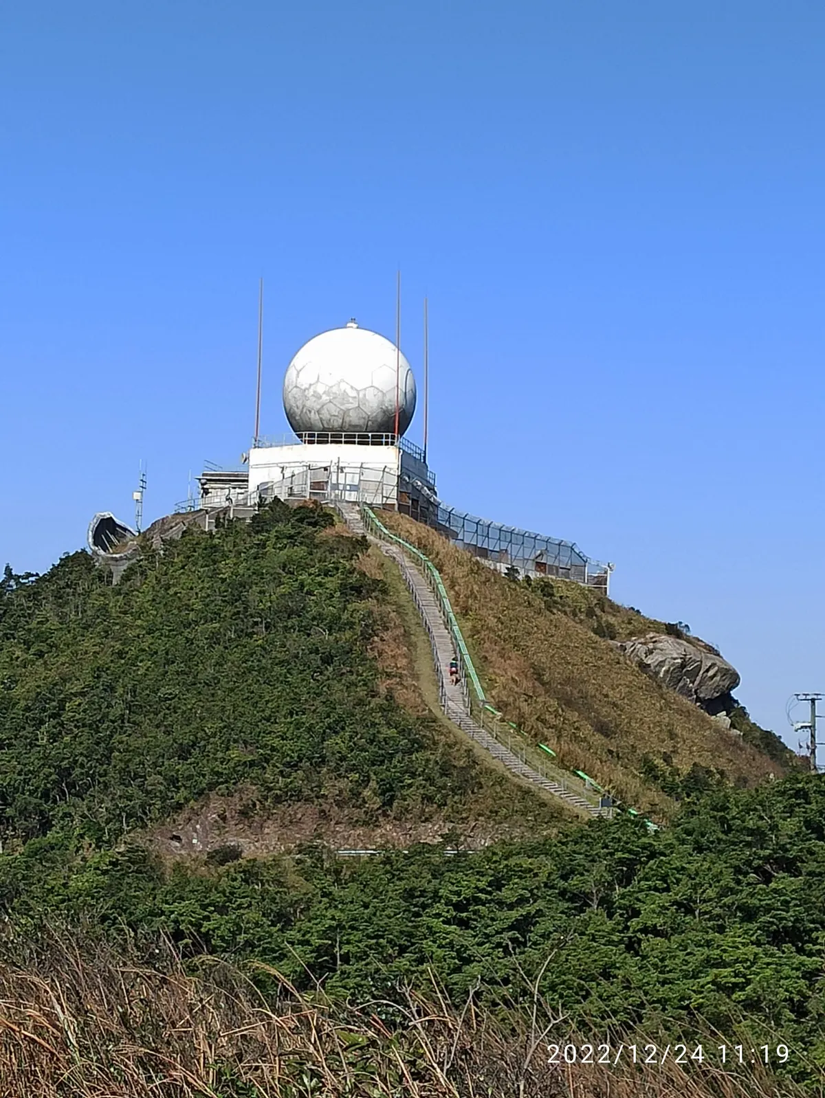 Atmosphere at Kowloon Peak Viewing Point Hong Kong — travel photo