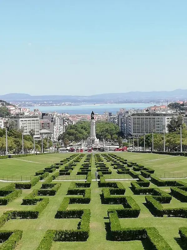 Atmosphere at Estufa Fria Lisbon — travel photo