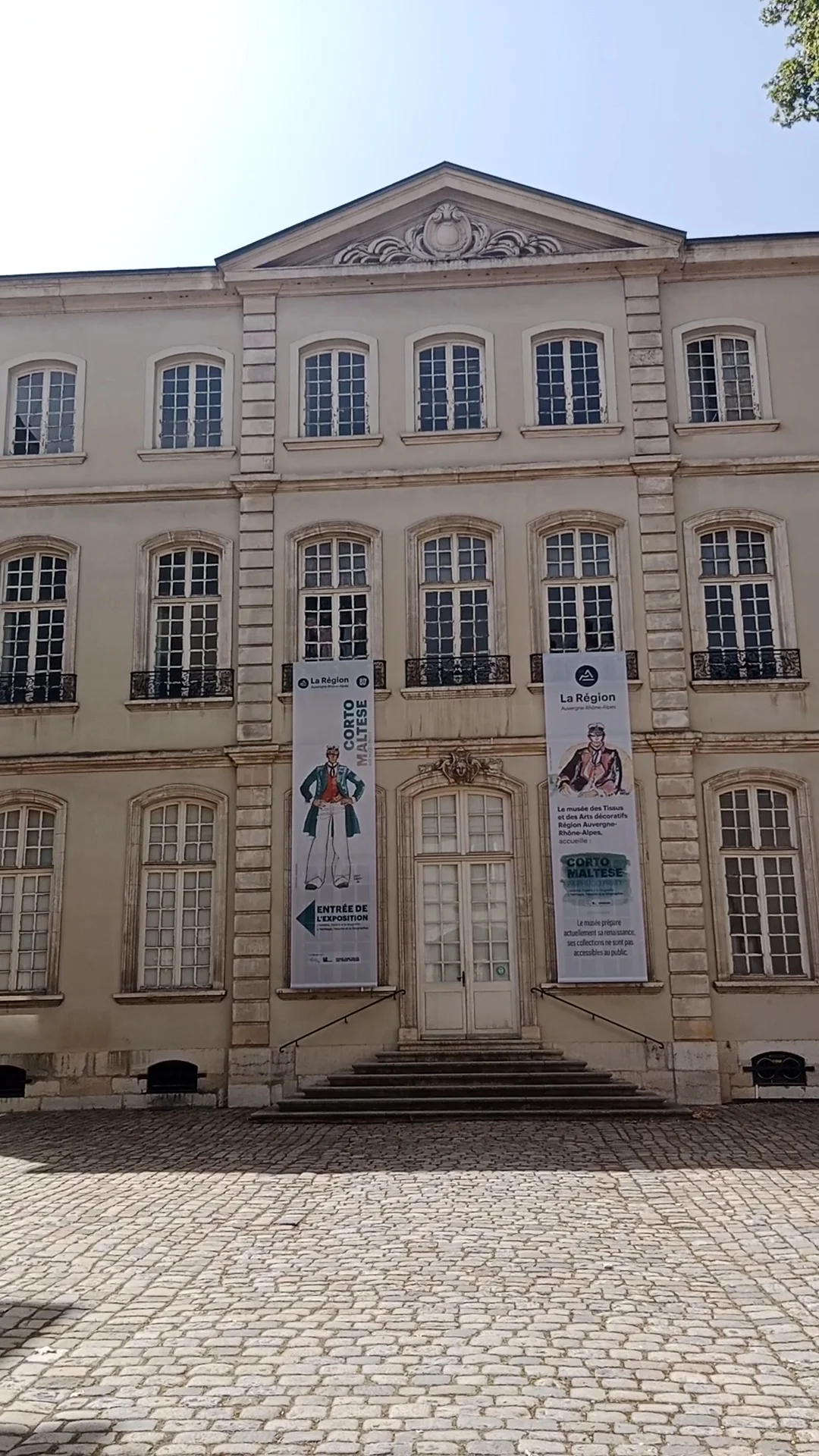 Family areas at Musée des Tissus et des Arts Décoratifs Lyon — family travel photo