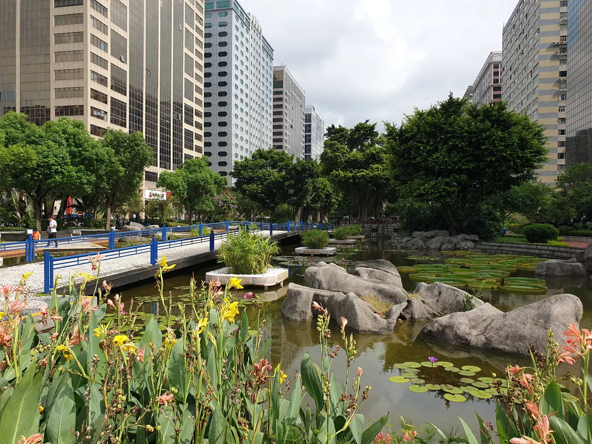 Dr. Carlos d'Assumpção Park