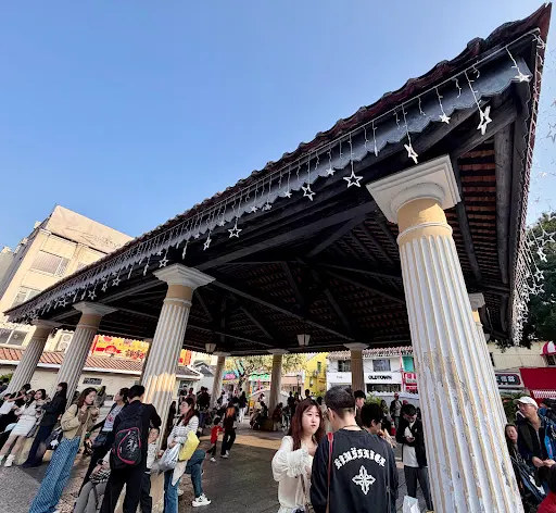 Details at Feira Do Carmo Macau — travel photo