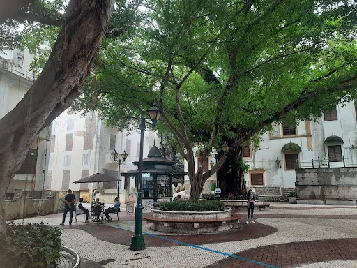 Atmosphere at Lilau Square Macau — travel photo