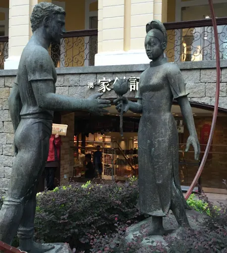 Around the area at Portugal-China Friendship Monument Macau — travel photo