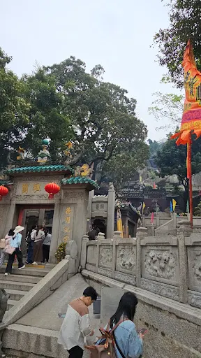 Atmosphere at A-Ma Temple Macau — travel photo
