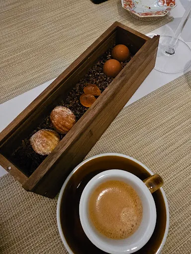 Details at La Santé 逸藍 Macau — travel photo