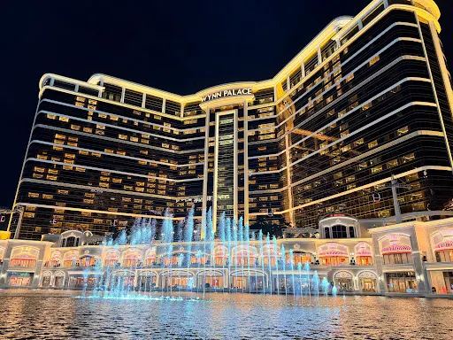 Details at Performance Lake Macau — travel photo