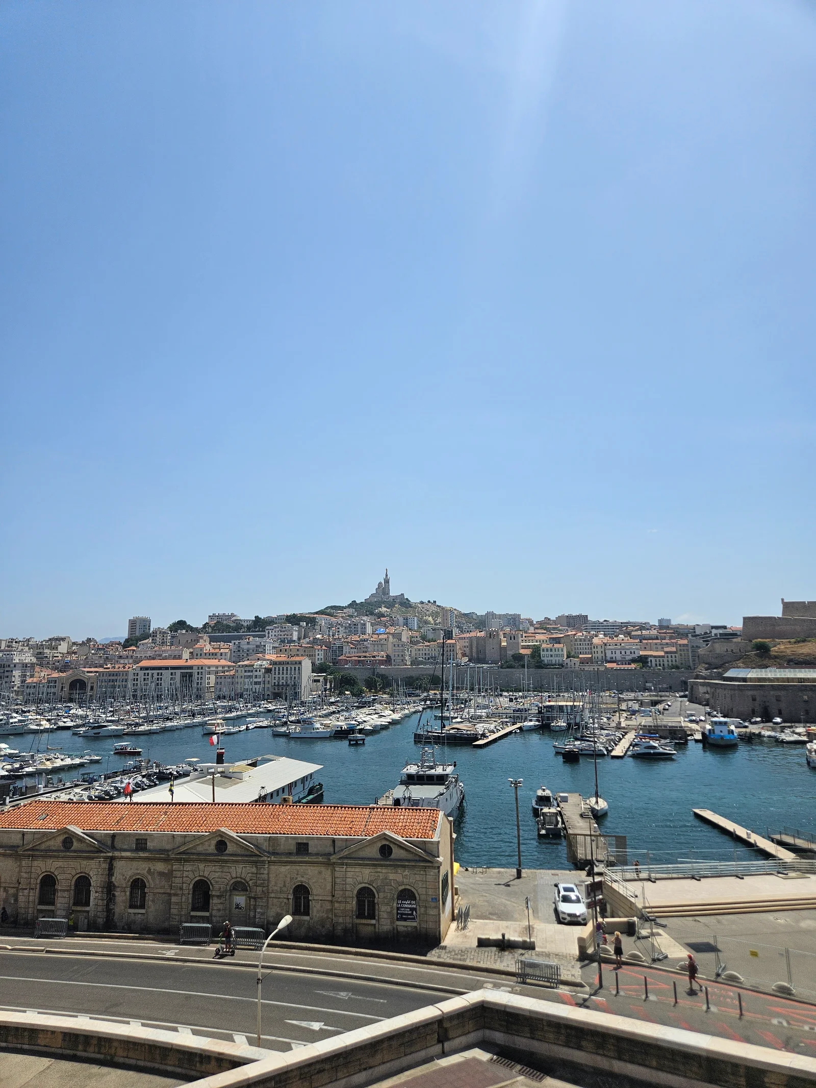 Kids activities at Le vieux Port Marseille — family travel photo