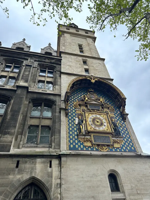 Details at Conciergerie Paris — travel photo