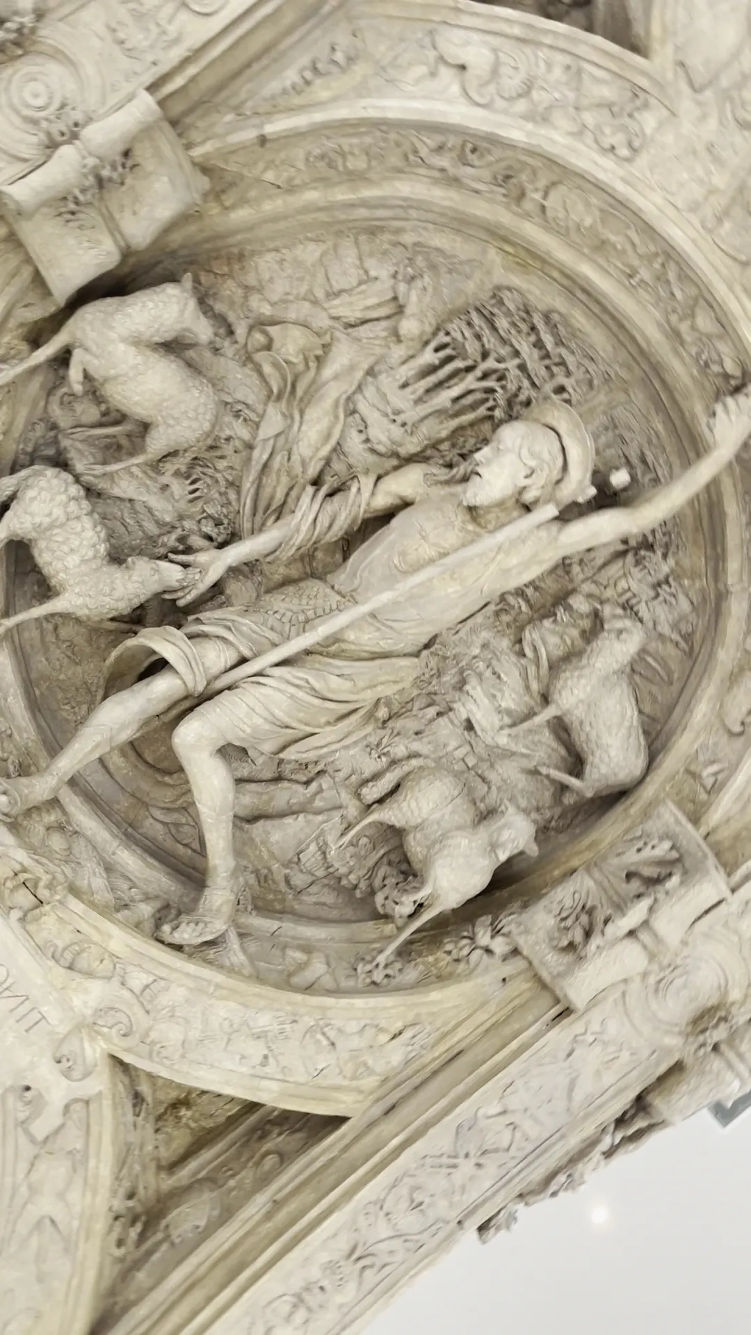 Details at Cité de l’architecture et du patrimoine Paris — travel photo