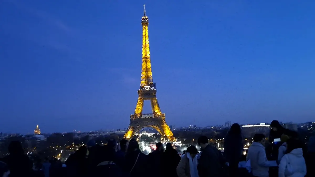 Atmosphere at Cité de l’architecture et du patrimoine Paris — travel photo