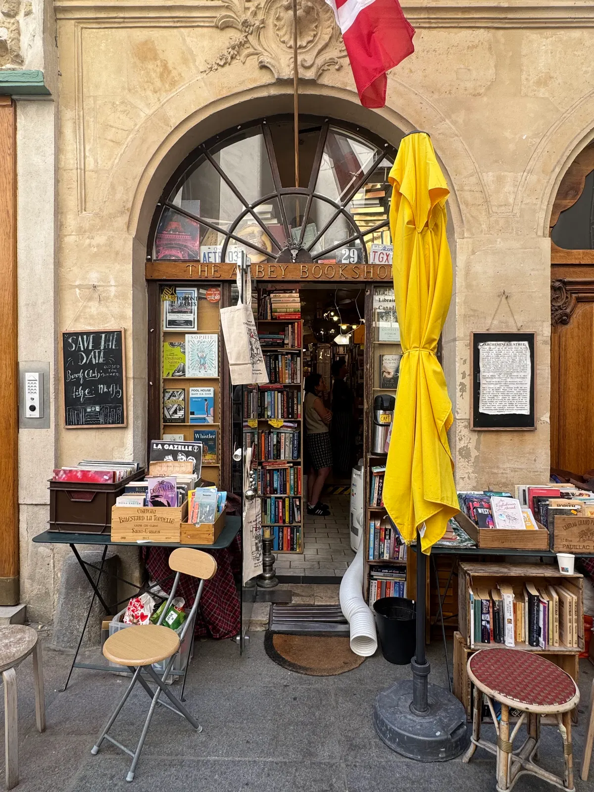 The Abbey Bookshop — hidden gems guide Paris