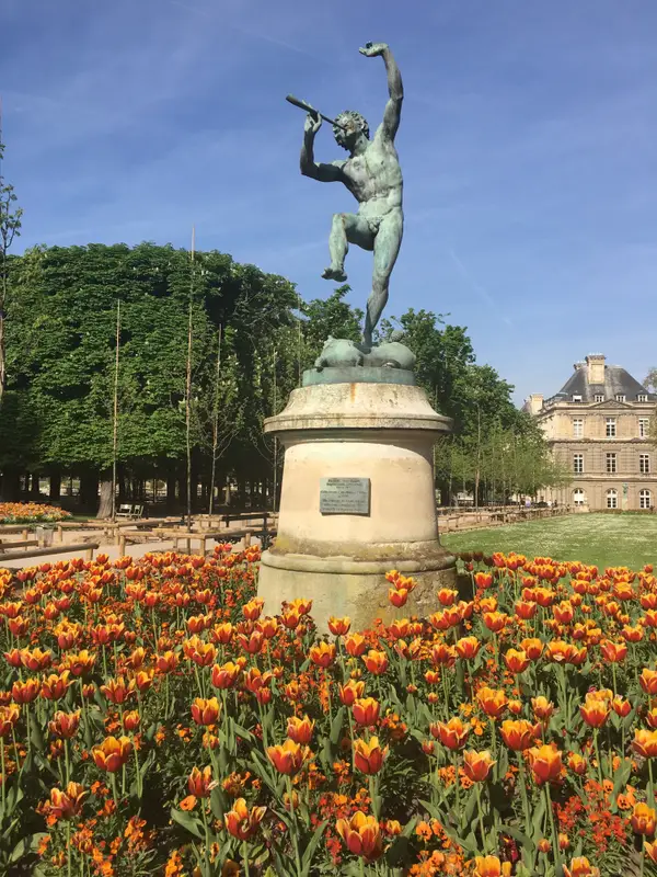 Atmosphere at Jardin du Luxembourg Paris — travel photo