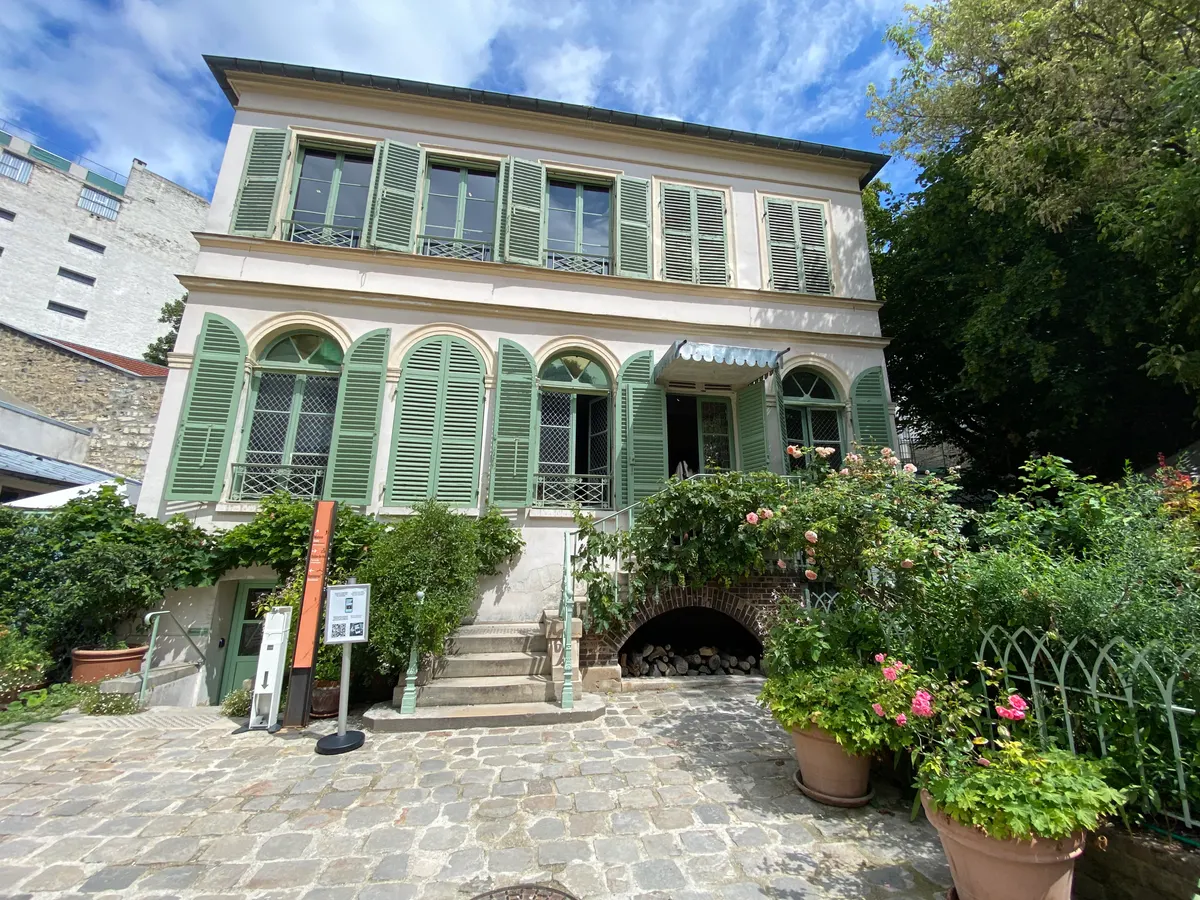 Museum of Romantic Life