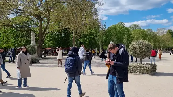 Atmosphere at Tuileries Garden Paris — travel photo
