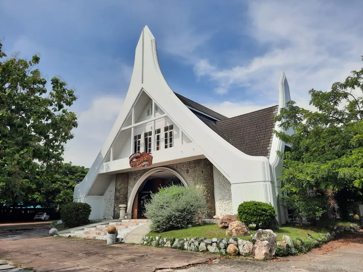Piya Silapakan Museum of Art Pattaya หอศิลป์​ ปิยะศิลปาคาร