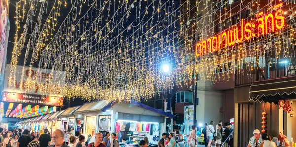 Around the area at Thepprasit Night Market Pattaya — travel photo