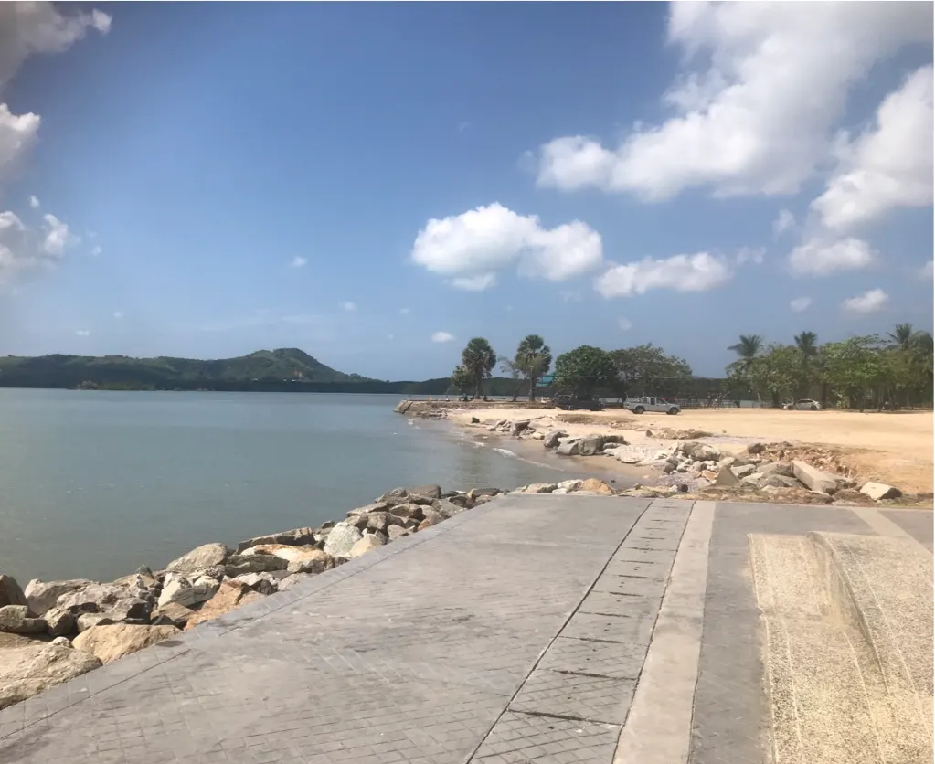 Saphanhin Seaside Walkway