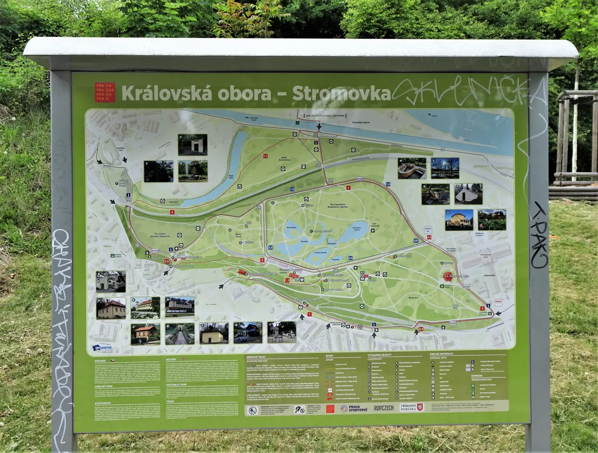 Details at Královská obora Stromovka Prague — travel photo